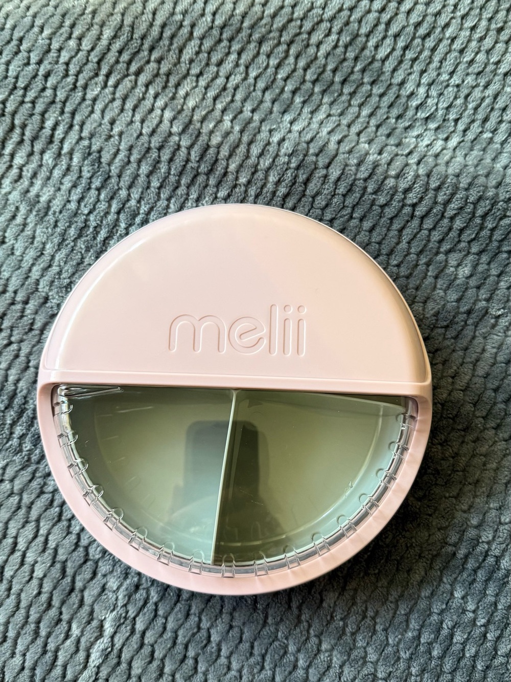 melii Bento Spin Lunch & Snack Container - Picture 7 of 7